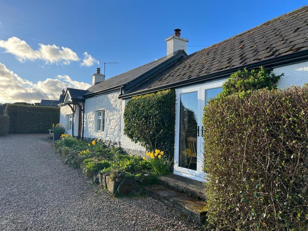 Tornaroan Cottage Ballycastle Eksteriør billede