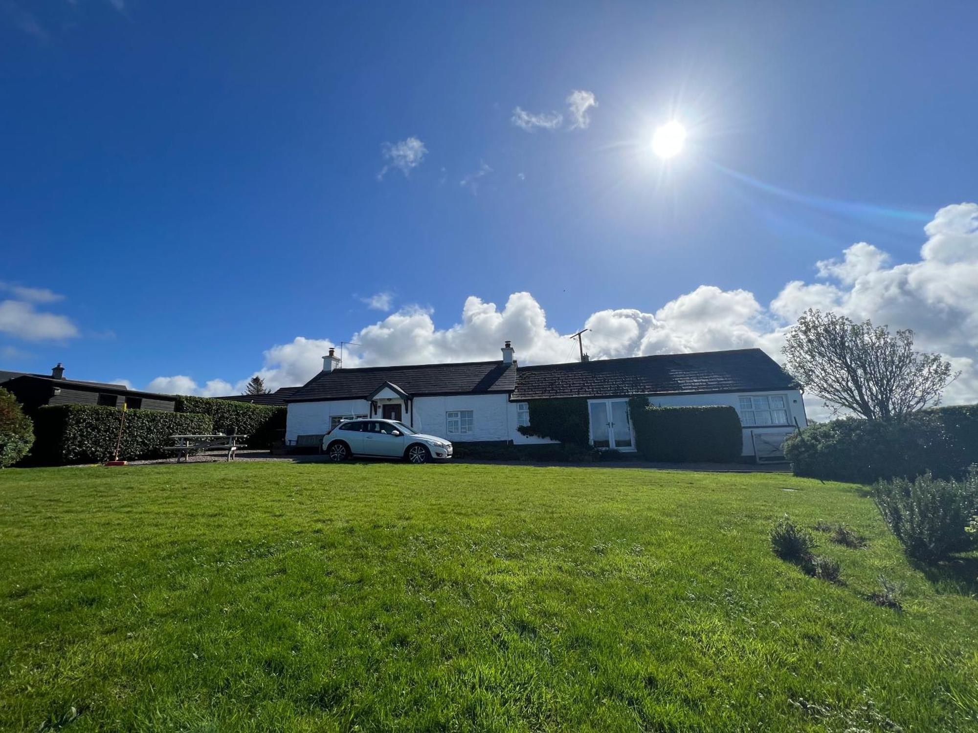 Tornaroan Cottage Ballycastle Eksteriør billede